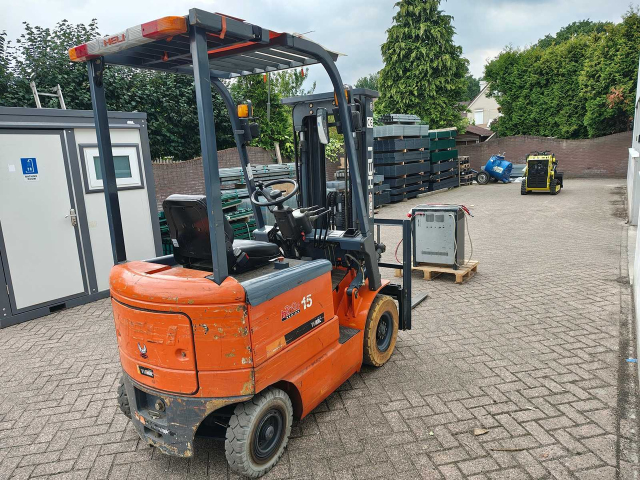 HELI - 2009 - CPD15C2G - FORKLIFT - Šakinis krautuvas: foto 5 HELI - 2009 - CPD15C2G - FORKLIFT - Šakinis krautuvas: foto 5