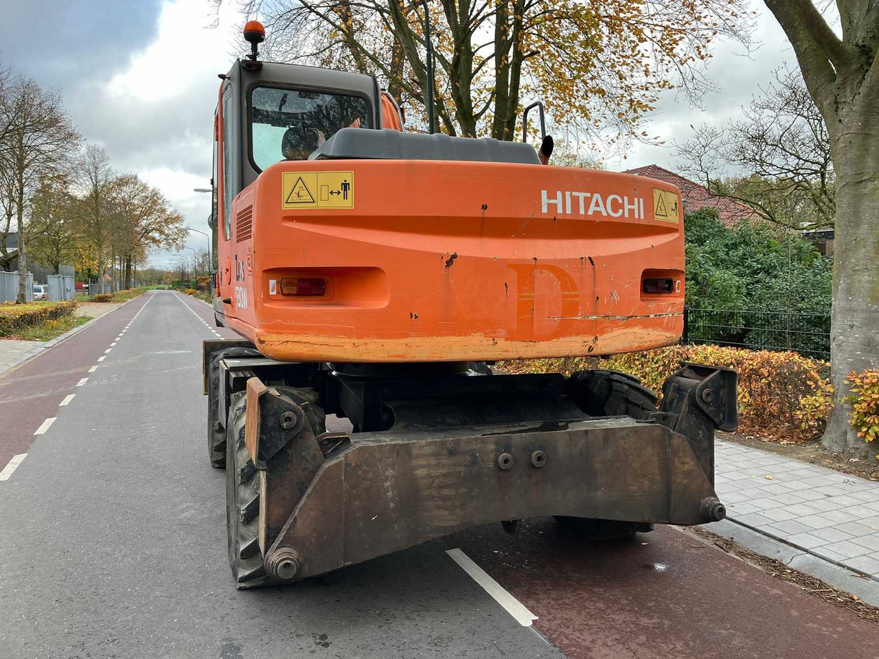 HITACHI - 2008 - ZX130W - WHEELED EXCAVATOR - Ratinis ekskavatorius: foto 4 HITACHI - 2008 - ZX130W - WHEELED EXCAVATOR - Ratinis ekskavatorius: foto 4