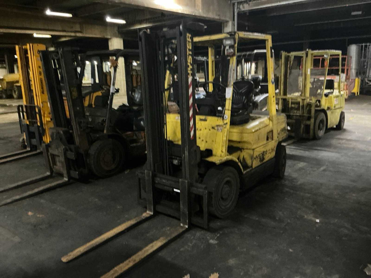 HYSTER H2.50XM FORKLIFT - Šakinis krautuvas: foto 1 HYSTER H2.50XM FORKLIFT - Šakinis krautuvas: foto 1