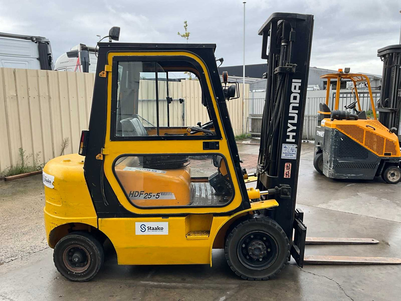 HYUNDAI HDF25-5 FORKLIFT - Šakinis krautuvas: foto 5 HYUNDAI HDF25-5 FORKLIFT - Šakinis krautuvas: foto 5