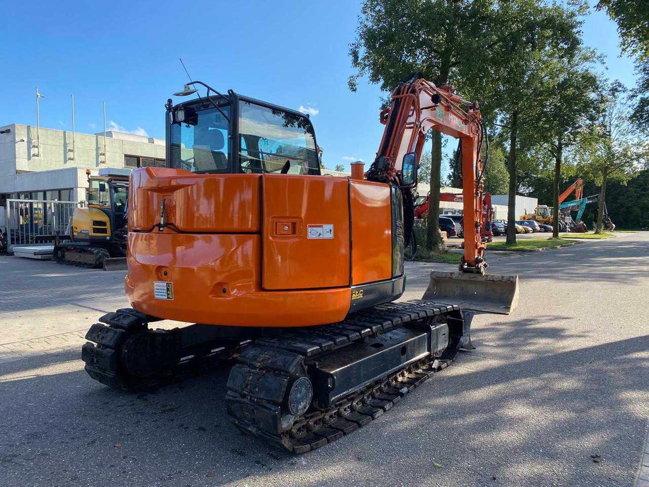 Hitachi - Vikšrinis ekskavatorius: foto 3 Hitachi - Vikšrinis ekskavatorius: foto 3