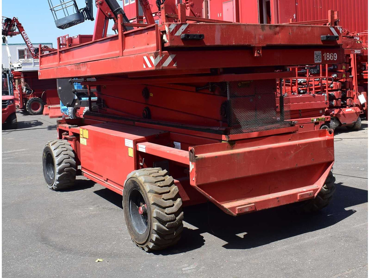 Hollandlift Monostar Q-135EL24 - Kėlimo platforma: foto 4 Hollandlift Monostar Q-135EL24 - Kėlimo platforma: foto 4