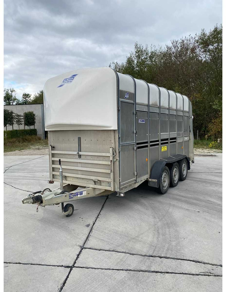 Ifor Williams TA510G14/3 7' L/R - Gyvulių pervežimo priekaba: foto 1 Ifor Williams TA510G14/3 7' L/R - Gyvulių pervežimo priekaba: foto 1