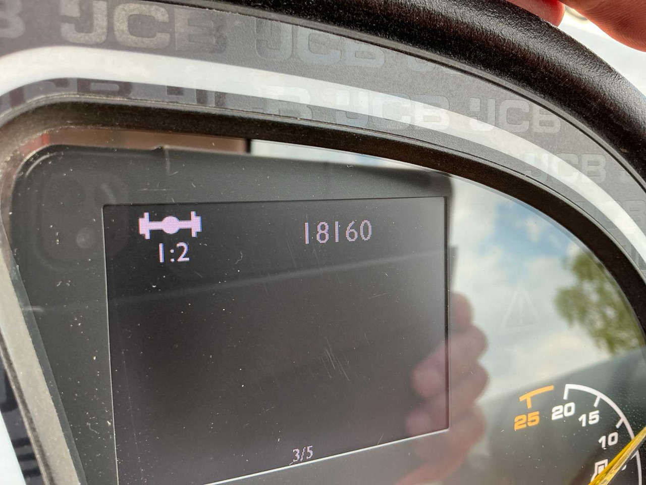 Ratinis krautuvas JCB 540-140: foto 40