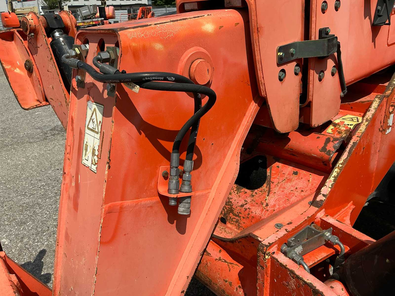 Ratinis krautuvas JCB 540-140: foto 17