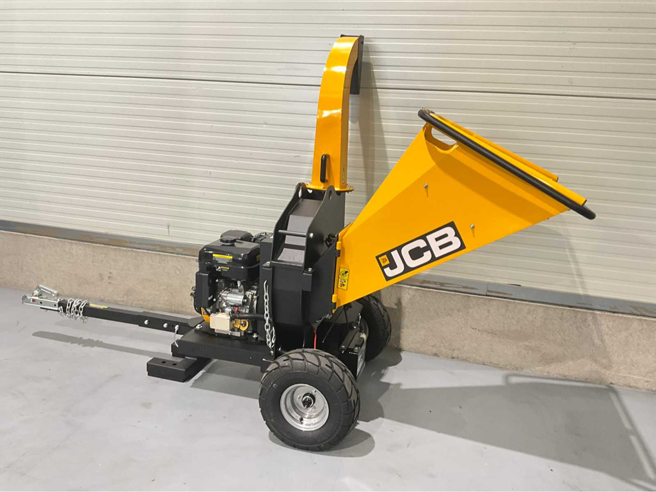 JCB CH150120PE - Medienos smulkintuvas: foto 4 JCB CH150120PE - Medienos smulkintuvas: foto 4