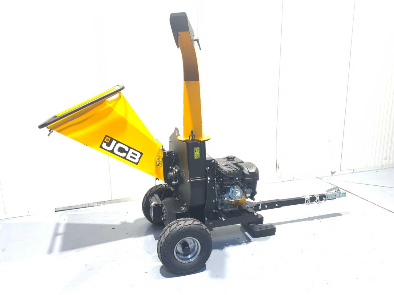 JCB CH150120PE - Medienos smulkintuvas: foto 4 JCB CH150120PE - Medienos smulkintuvas: foto 4