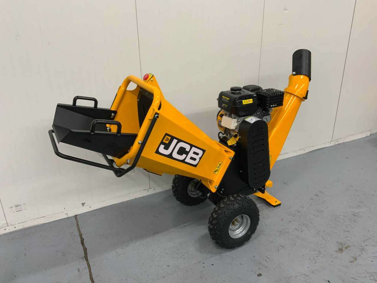 JCB CH75100P - Medienos smulkintuvas: foto 2 JCB CH75100P - Medienos smulkintuvas: foto 2