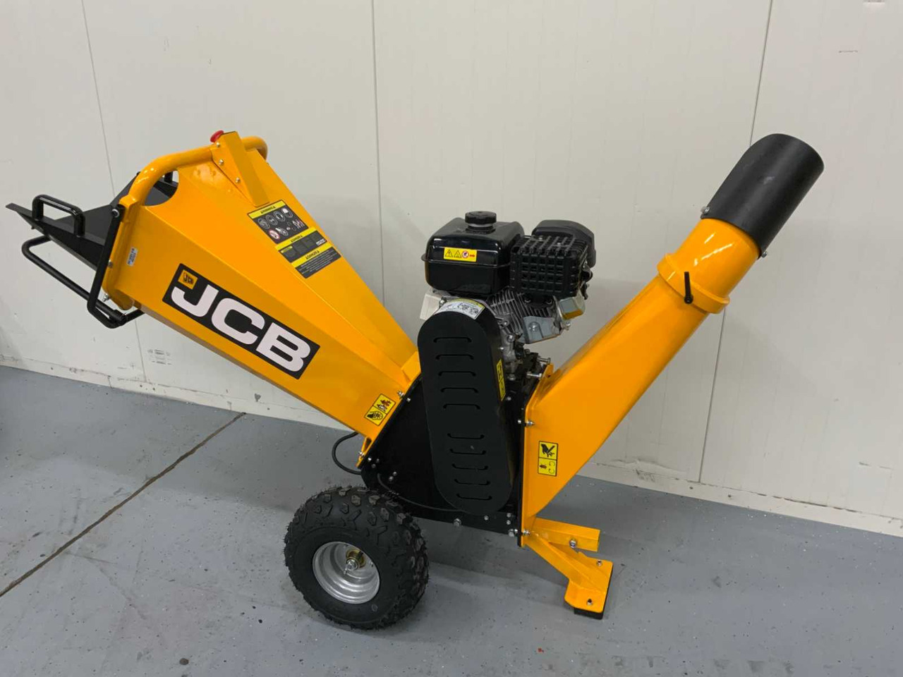 JCB CH75100P - Medienos smulkintuvas: foto 4 JCB CH75100P - Medienos smulkintuvas: foto 4