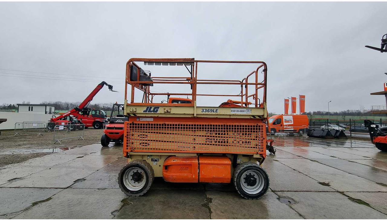JLG - 3369LE - AERIAL WORK PLATFORMS - 2008 (ESS12008001) - Kėlimo platforma: foto 2 JLG - 3369LE - AERIAL WORK PLATFORMS - 2008 (ESS12008001) - Kėlimo platforma: foto 2