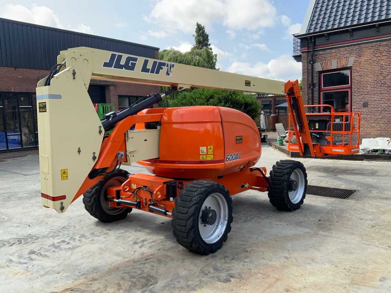 JLG 600AJ - Kėlimo platforma: foto 1 JLG 600AJ - Kėlimo platforma: foto 1