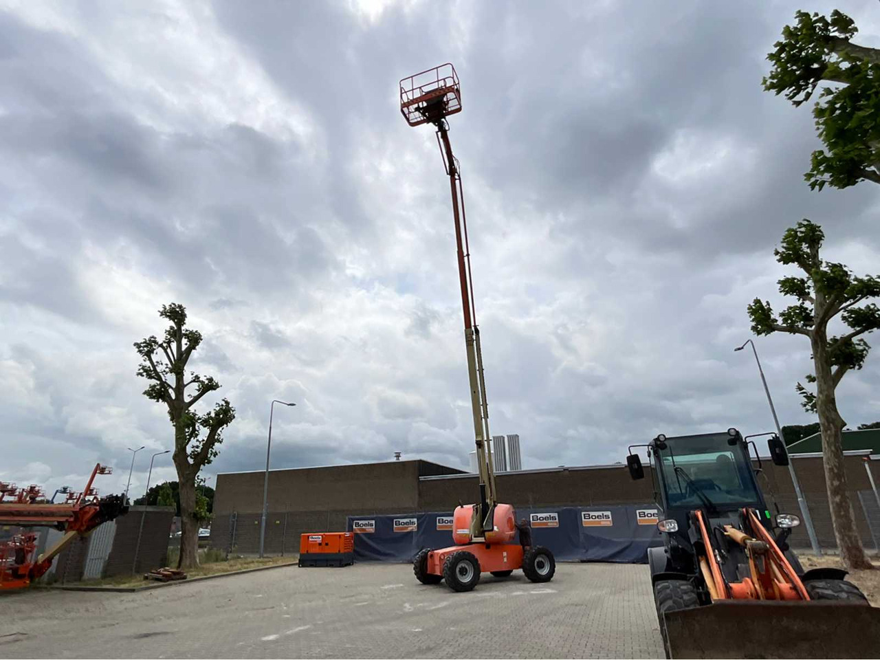JLG 660SJZ - Kėlimo platforma: foto 1 JLG 660SJZ - Kėlimo platforma: foto 1