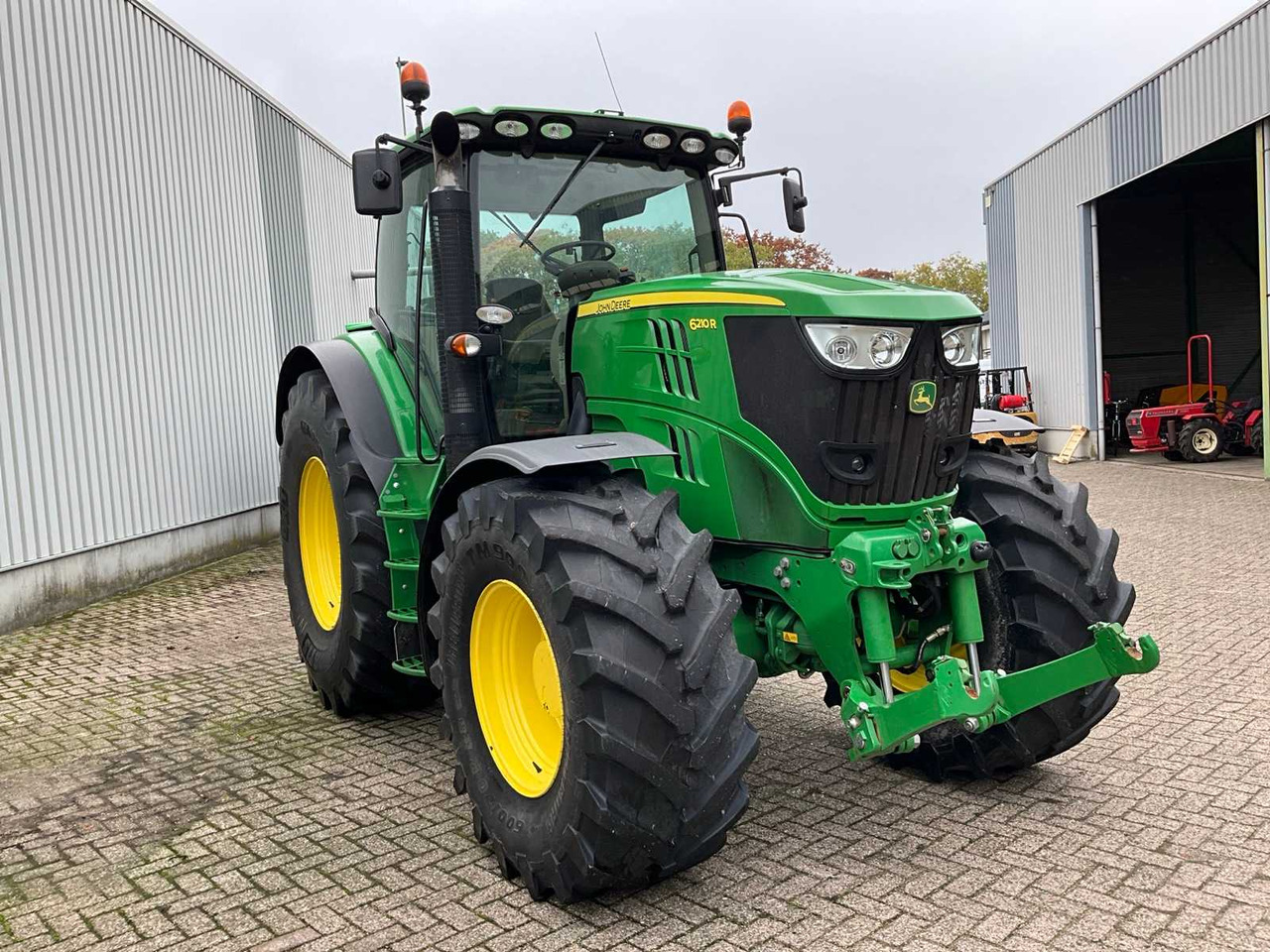 John Deere 6210R - Traktorius: foto 4 John Deere 6210R - Traktorius: foto 4