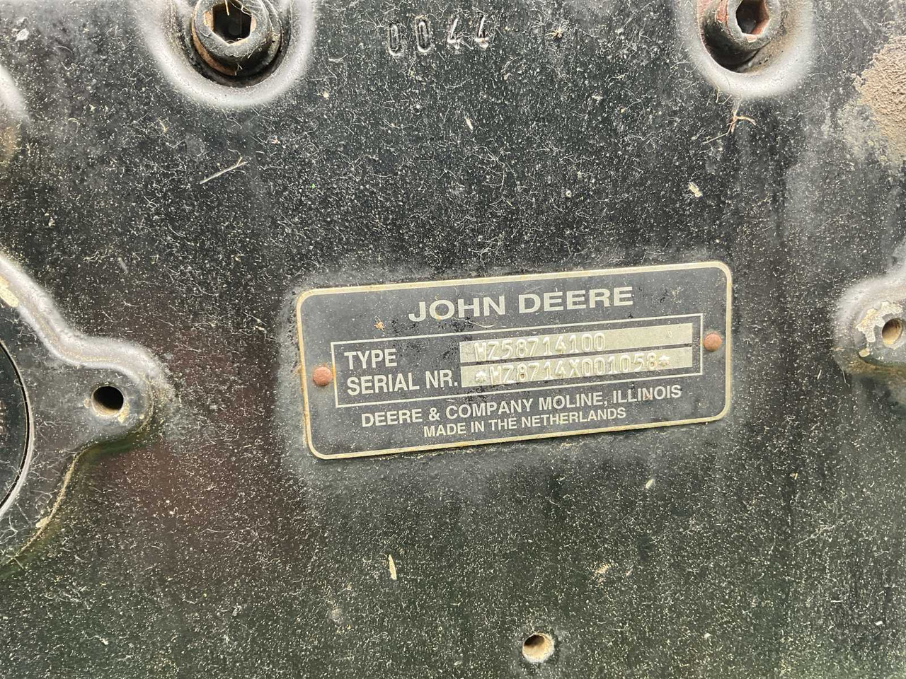 Purkštuvas John Deere 840: foto 10