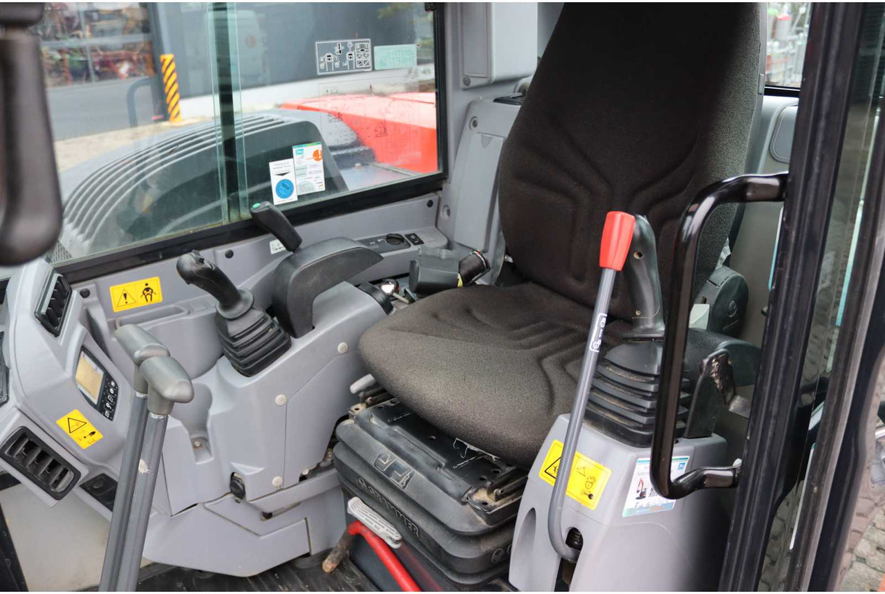 KUBOTA KX080-4M 2PGL KUBOTA MINI EXCAVATOR, EXCAVATOR, EXCAVATOR - Mini ekskavatorius: foto 5 KUBOTA KX080-4M 2PGL KUBOTA MINI EXCAVATOR, EXCAVATOR, EXCAVATOR - Mini ekskavatorius: foto 5