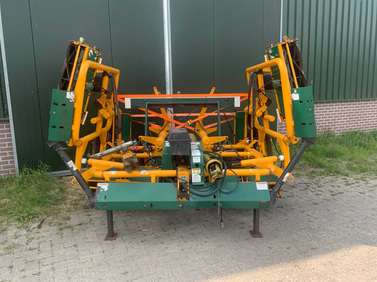 Kesmac 7 delig - Žolės smulkintuvas/ Mulčeris: foto 3 Kesmac 7 delig - Žolės smulkintuvas/ Mulčeris: foto 3