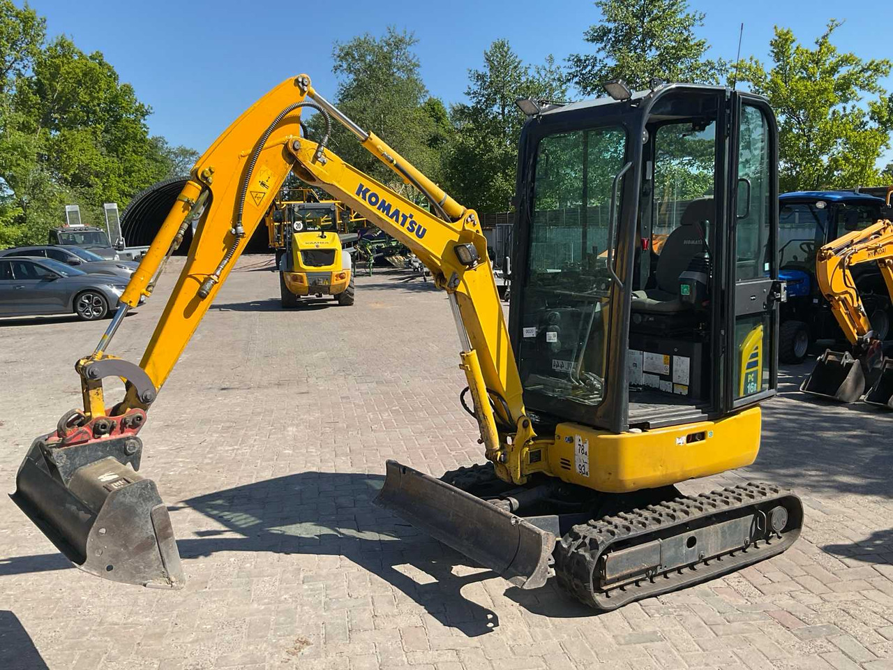 Komatsu Excabator/PC16 R 3Hs - Vikšrinis ekskavatorius: foto 1 Komatsu Excabator/PC16 R 3Hs - Vikšrinis ekskavatorius: foto 1