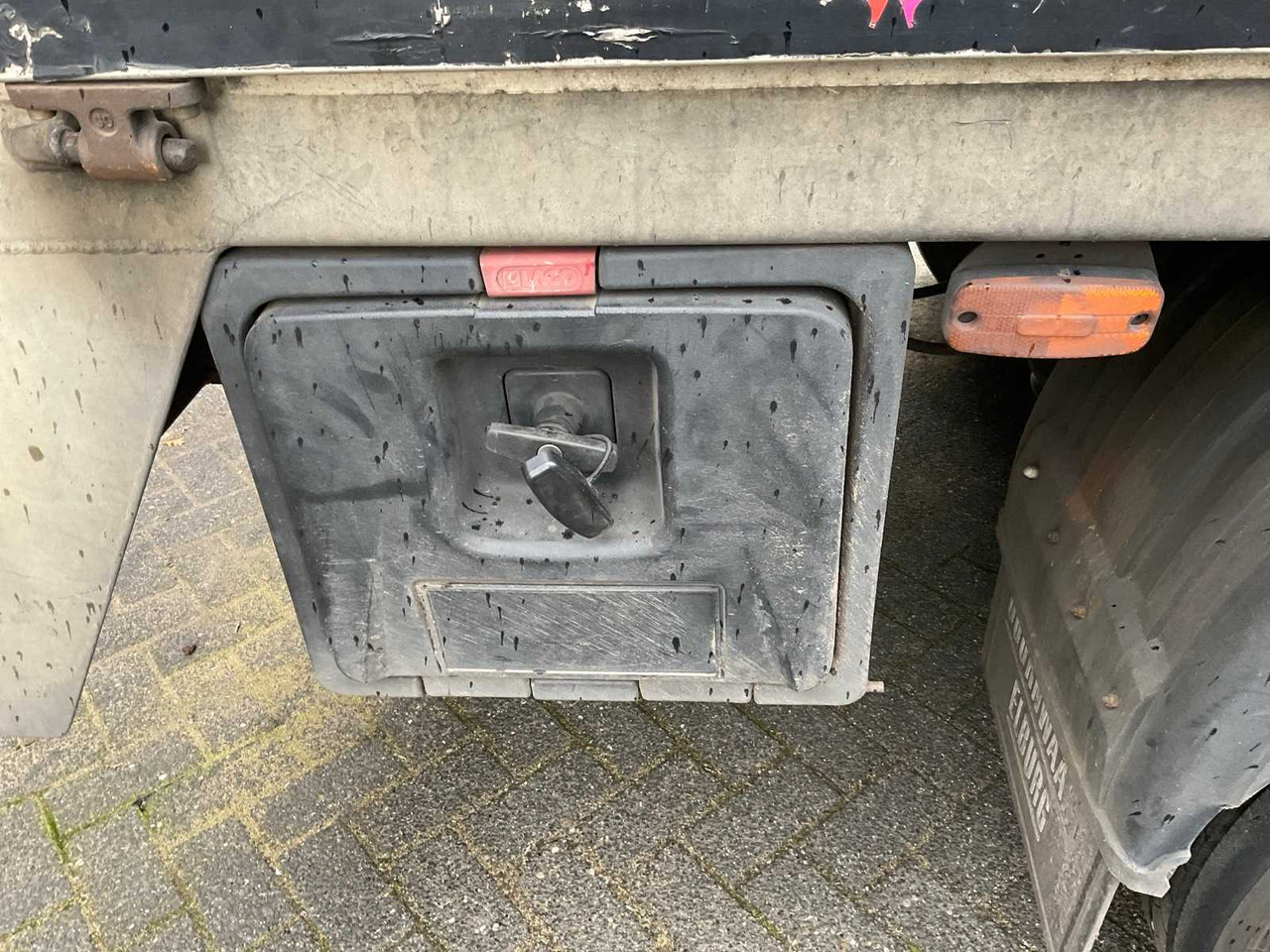 Komercinis automobilis 2004 IVECO DAILY BE TRACTOR WITH TRAILER: foto 14