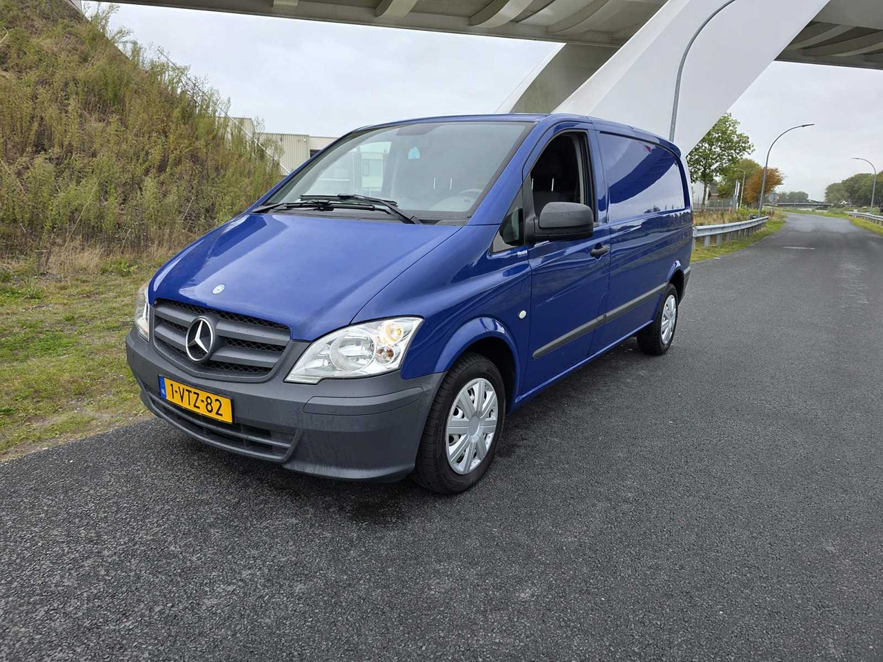 2012 MERCEDES-BENZ VITO COMMERCIAL VEHICLE - Komercinis automobilis: foto 1 2012 MERCEDES-BENZ VITO COMMERCIAL VEHICLE - Komercinis automobilis: foto 1
