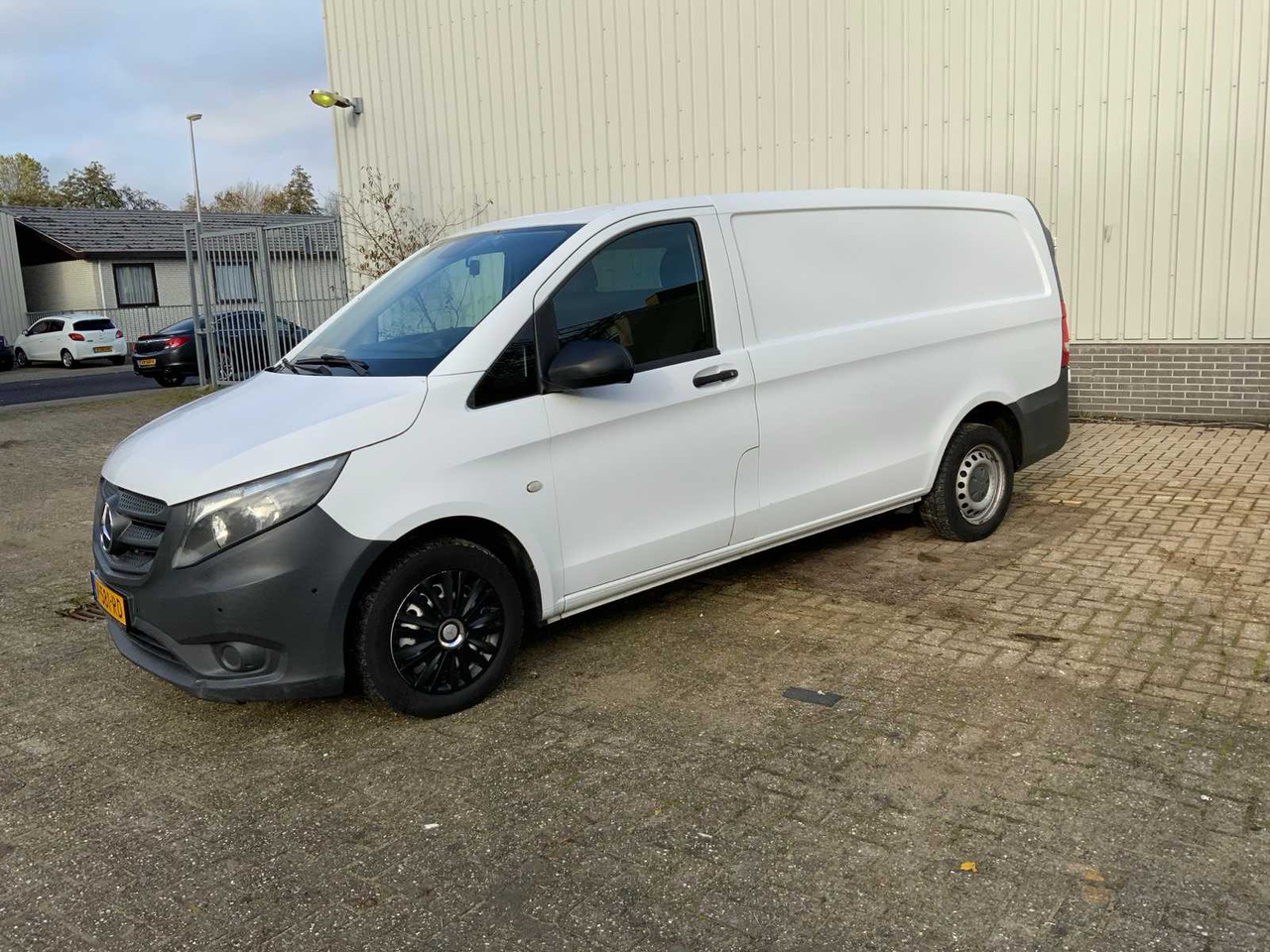 2015 MERCEDES-BENZ VITO COMMERCIAL VEHICLE - Komercinis automobilis: foto 1 2015 MERCEDES-BENZ VITO COMMERCIAL VEHICLE - Komercinis automobilis: foto 1