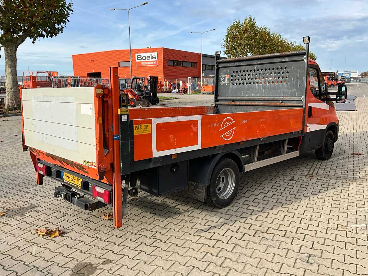 2017 IVECO DAILY 35-140 FLATBED TRUCK - Komercinis automobilis: foto 3 2017 IVECO DAILY 35-140 FLATBED TRUCK - Komercinis automobilis: foto 3