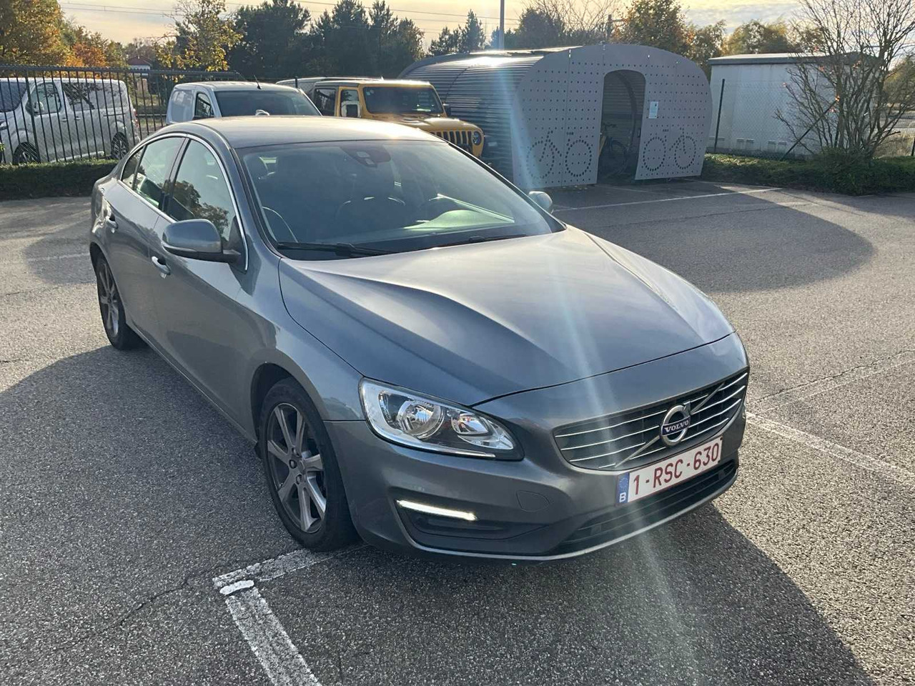 2017 VOLVO S60 CAR - Komercinis automobilis: foto 5 2017 VOLVO S60 CAR - Komercinis automobilis: foto 5
