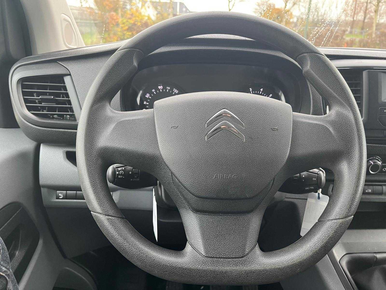 CITROËN JUMPY 2.0 BLUEHDI 145 M CLUB | VRN-08-B - Komercinis automobilis: foto 2 CITROËN JUMPY 2.0 BLUEHDI 145 M CLUB | VRN-08-B - Komercinis automobilis: foto 2