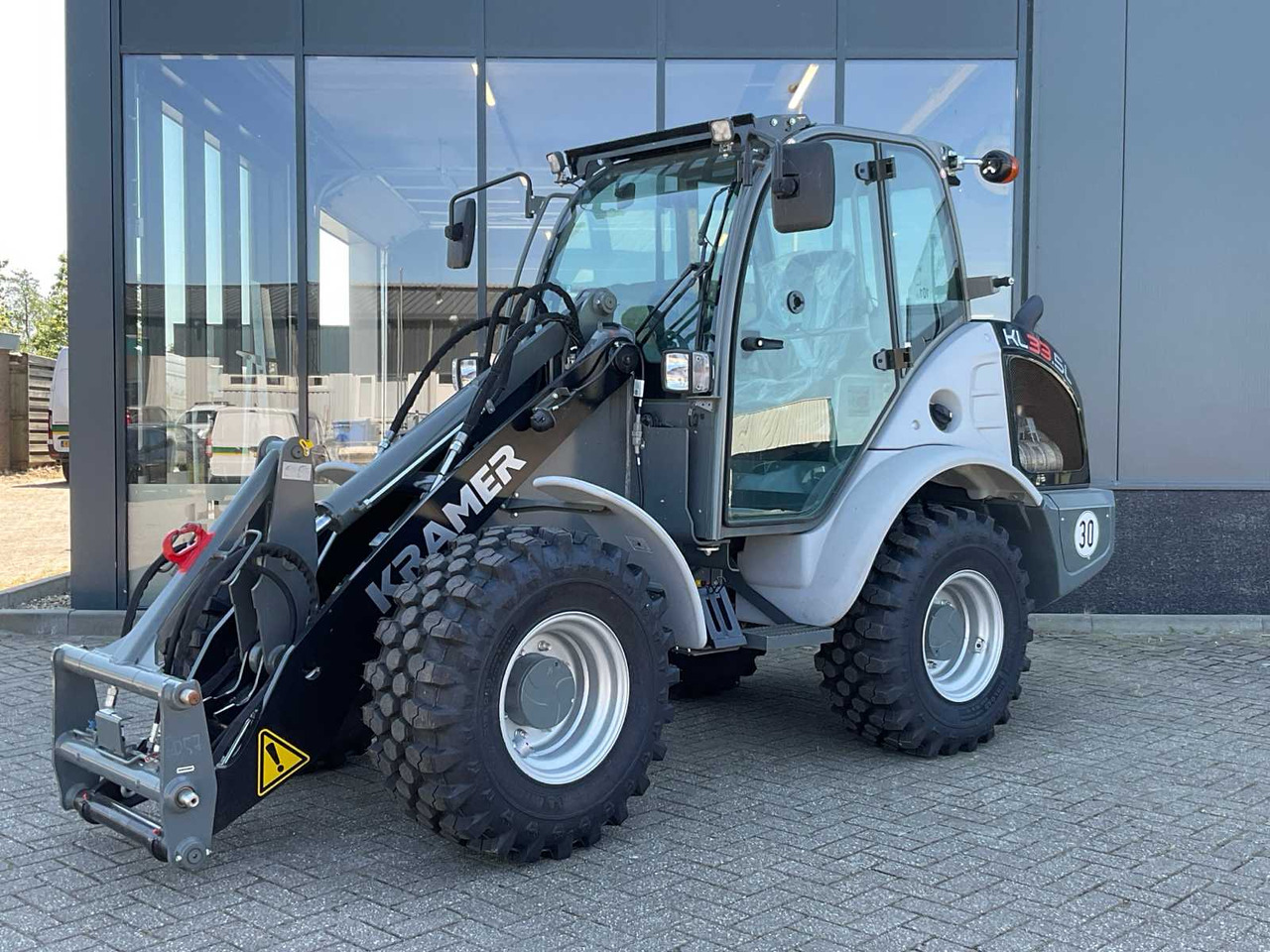 Kramer KL33.5L - Ratinis krautuvas: foto 1 Kramer KL33.5L - Ratinis krautuvas: foto 1