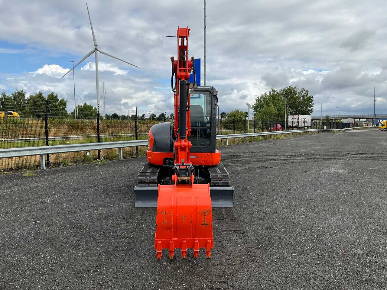 Vikšrinis ekskavatorius Kubota KX163-5: foto 8