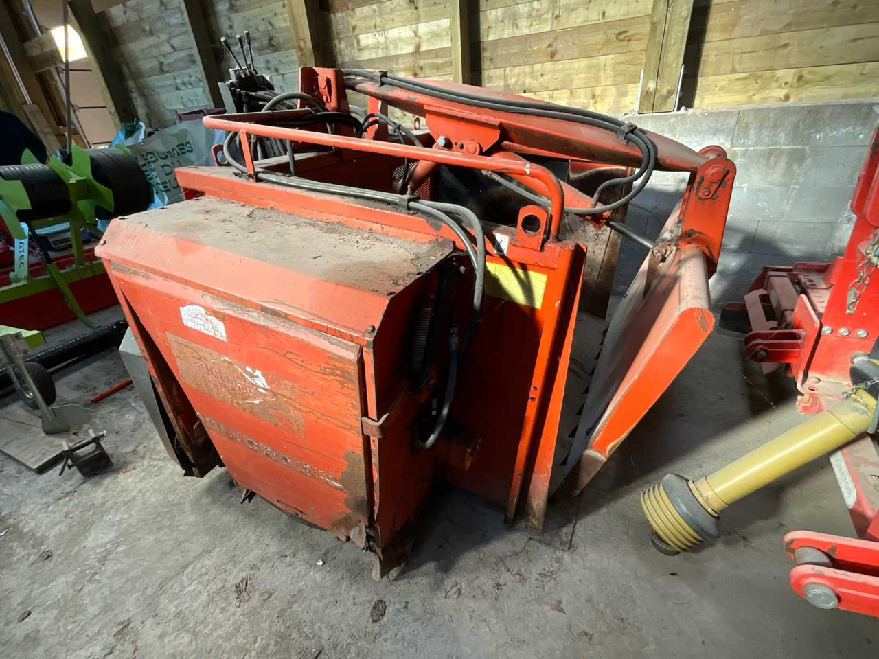 Kuhn Polycrok - Gyvulininkystės įranga: foto 3 Kuhn Polycrok - Gyvulininkystės įranga: foto 3