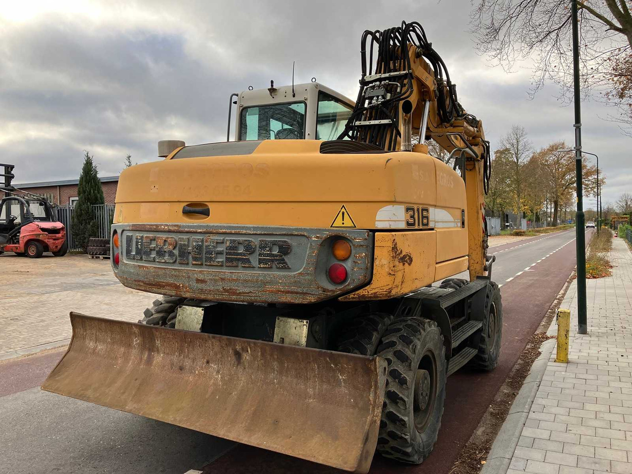 LIEBHERR - 2008 - A316 LITRONIC - WHEELED EXCAVATOR - Ratinis ekskavatorius: foto 5 LIEBHERR - 2008 - A316 LITRONIC - WHEELED EXCAVATOR - Ratinis ekskavatorius: foto 5