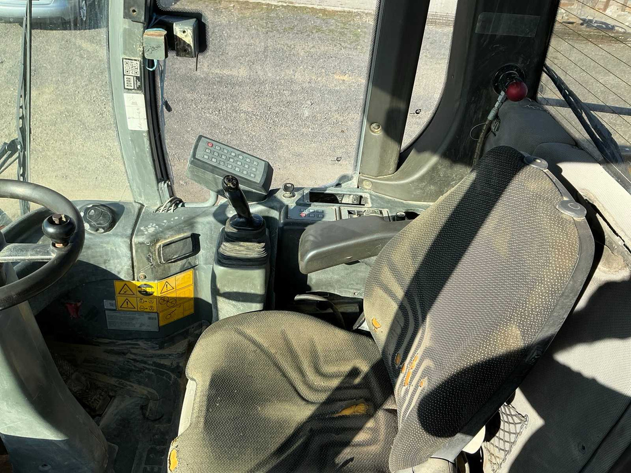 LIEBHERR - L576 - SHOVEL - 2014 - Ratinis krautuvas: foto 5 LIEBHERR - L576 - SHOVEL - 2014 - Ratinis krautuvas: foto 5