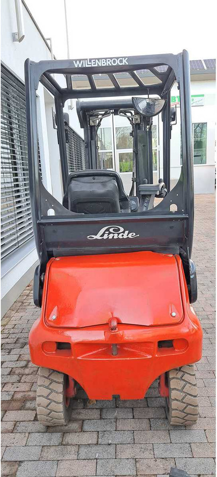 LINDE - E16P-02 - 2005 - FORKLIFT TRUCKS - Šakinis krautuvas: foto 2 LINDE - E16P-02 - 2005 - FORKLIFT TRUCKS - Šakinis krautuvas: foto 2