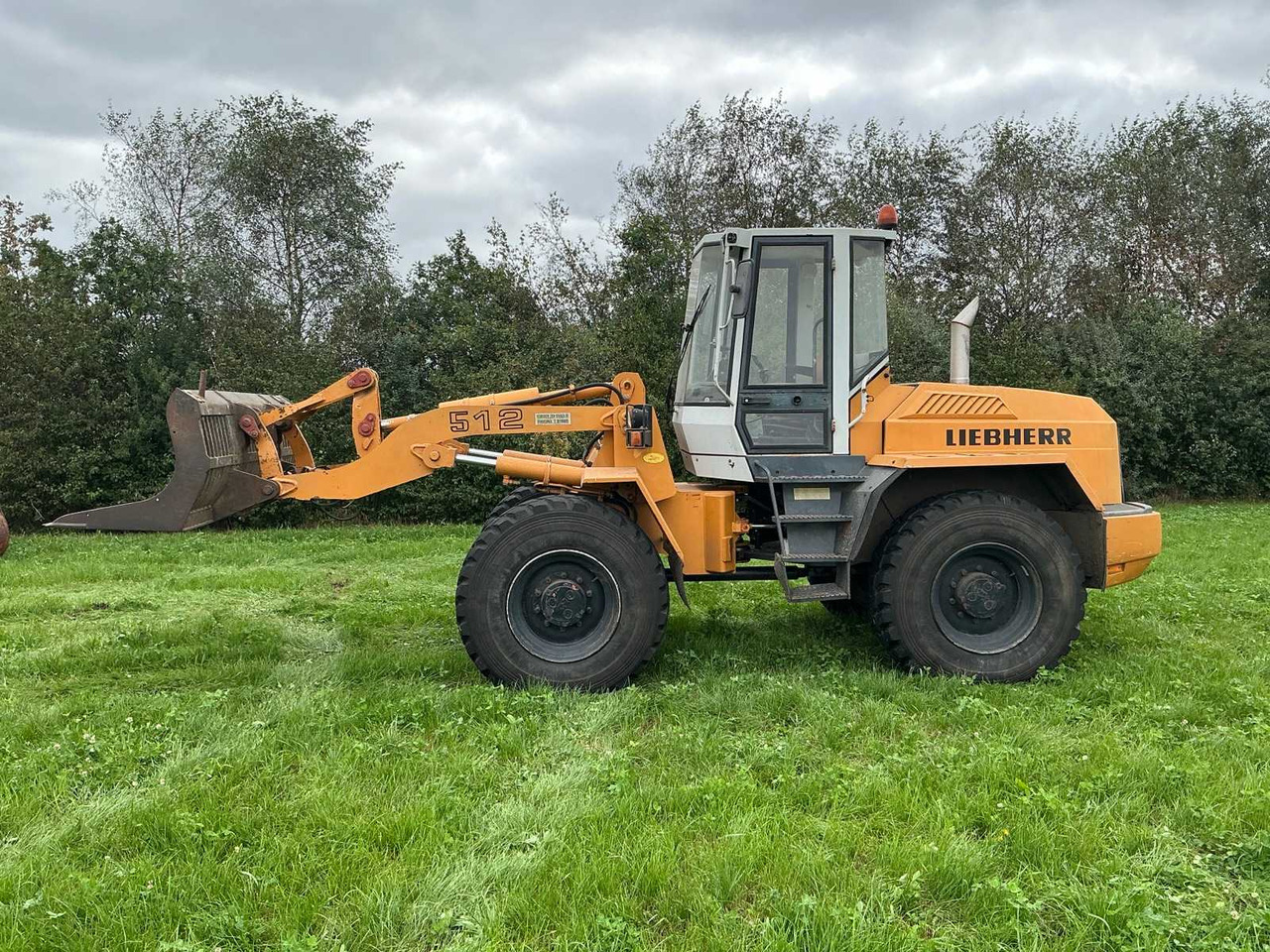 Liebherr L512 - Ratinis krautuvas: foto 3 Liebherr L512 - Ratinis krautuvas: foto 3