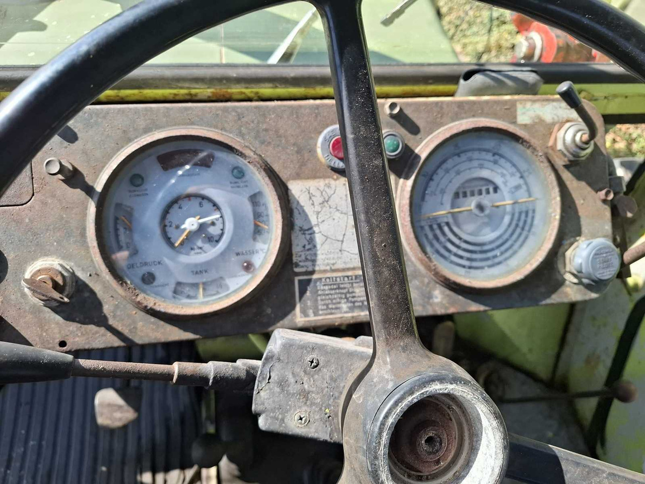 MB (MERCEDES BENZ) - TRAC 65/70 - ALL-WHEEL DRIVE FARM TRACTOR - Traktorius: foto 3 MB (MERCEDES BENZ) - TRAC 65/70 - ALL-WHEEL DRIVE FARM TRACTOR - Traktorius: foto 3