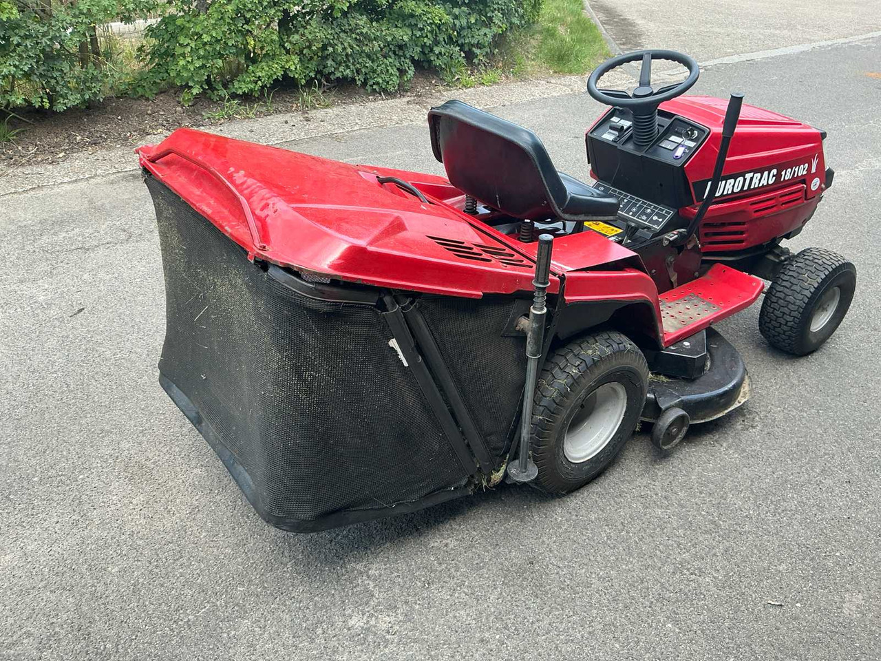 MTD Eurotrac 18/102 - Vejapjovė: foto 5 MTD Eurotrac 18/102 - Vejapjovė: foto 5