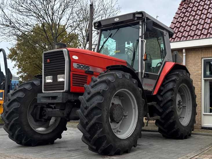 Massey-Ferguson MASSEY-FERGUSON - 3095 DATATRONIC - ALL-WHEEL DRIVE AGRICULTURAL TRACTOR - Traktorius: foto 1 Massey-Ferguson MASSEY-FERGUSON - 3095 DATATRONIC - ALL-WHEEL DRIVE AGRICULTURAL TRACTOR - Traktorius: foto 1