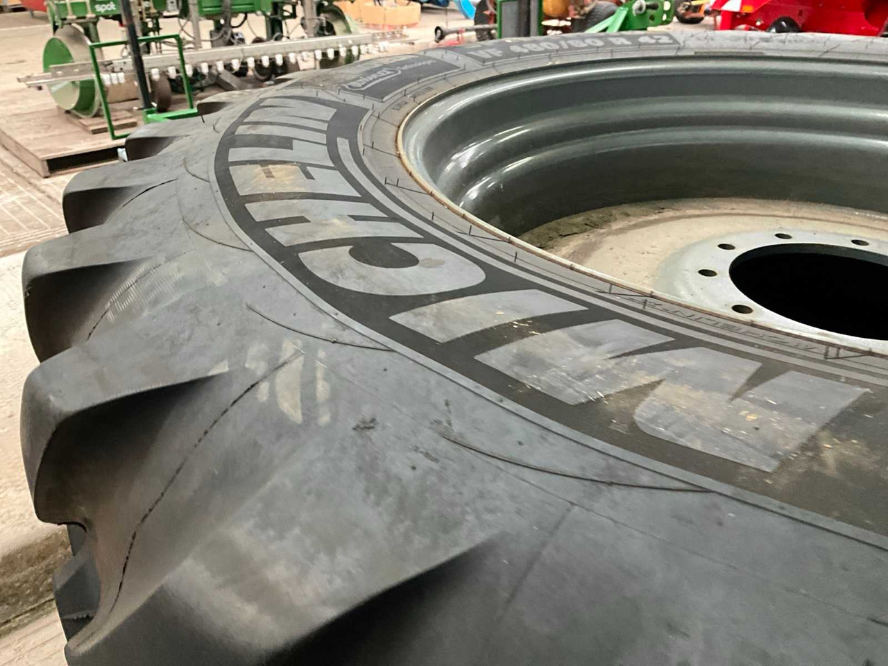 Michelin Spraybib - Padangos ir ratlankiai - Traktorius: foto 4 Michelin Spraybib - Padangos ir ratlankiai - Traktorius: foto 4