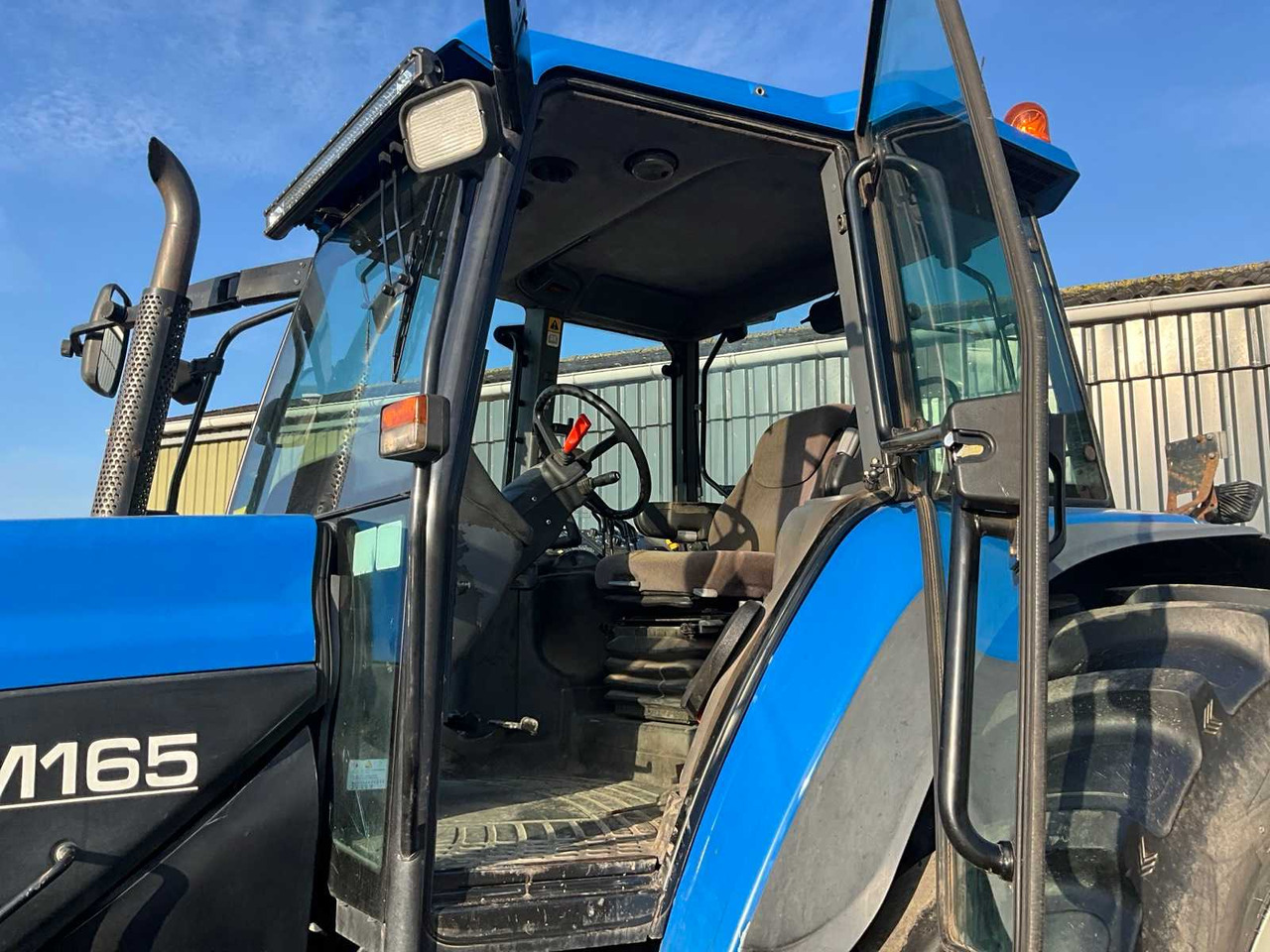 Traktorius New Holland TM165: foto 28