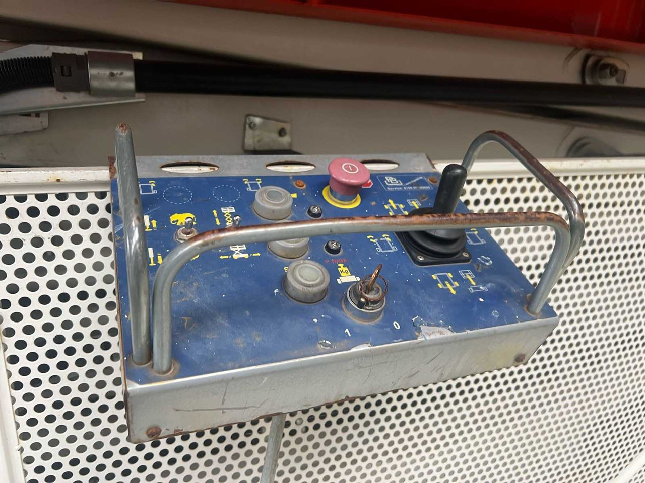 PB PB - S151-12 ES - AERIAL PLATFORM, SCISSOR LIFT - Kėlimo platforma: foto 3 PB PB - S151-12 ES - AERIAL PLATFORM, SCISSOR LIFT - Kėlimo platforma: foto 3