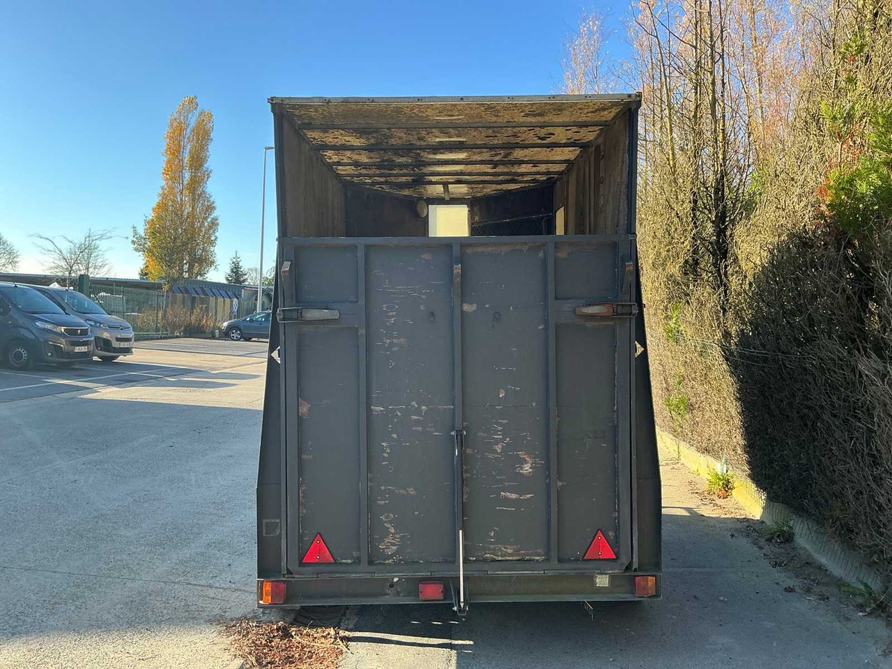 1992 B.C.W. V41020G HORSE TRAILER - Priekaba: foto 4 1992 B.C.W. V41020G HORSE TRAILER - Priekaba: foto 4