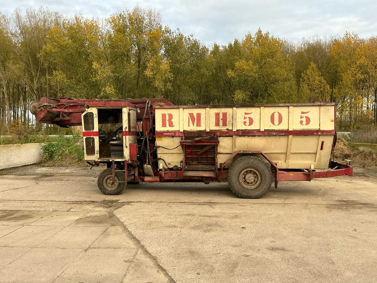 RMH 505 - Pašarų maišytuvas: foto 3 RMH 505 - Pašarų maišytuvas: foto 3