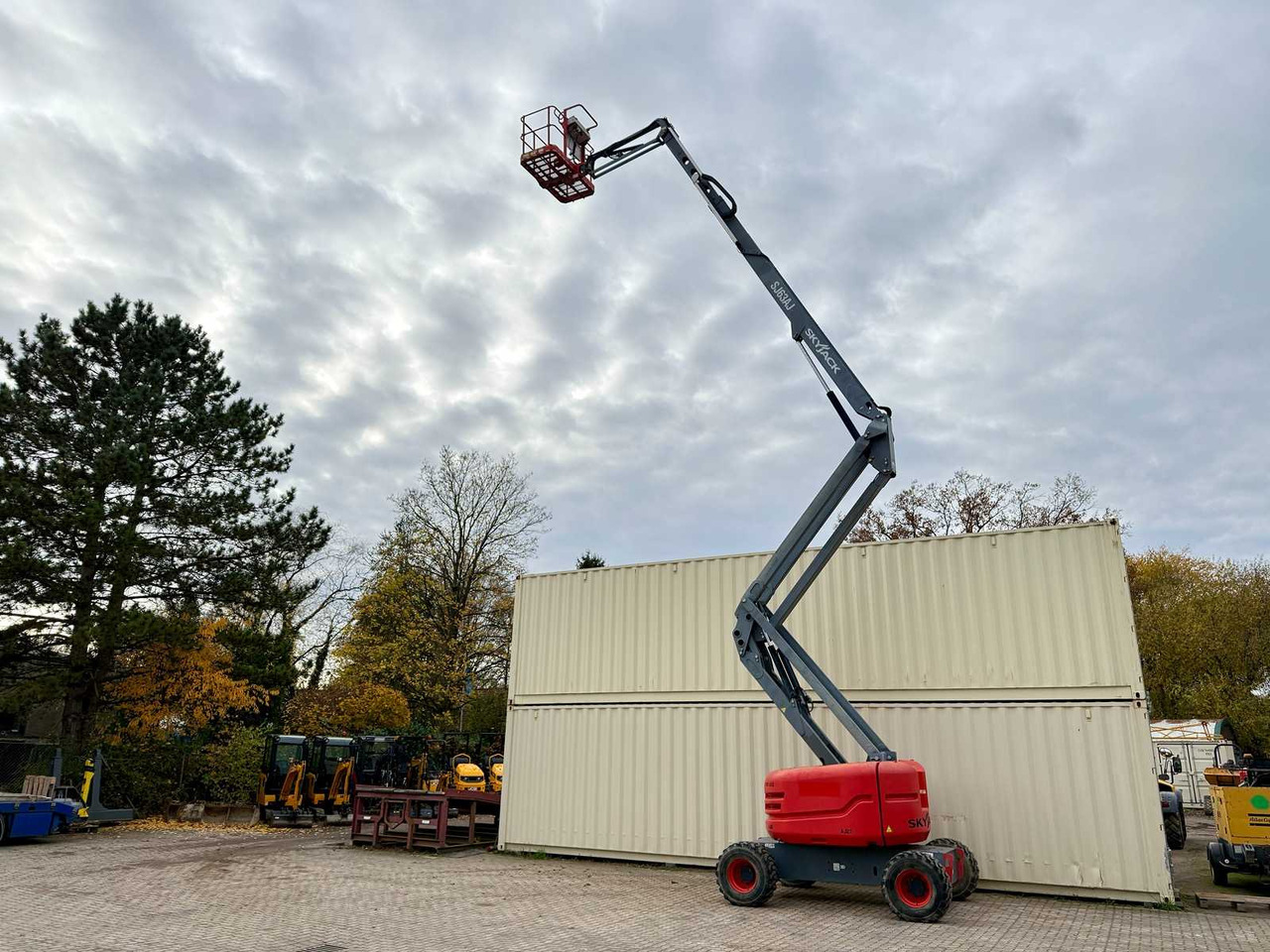 SKYJACK - SJ63AJ 4X4 - 21.3 METERS - 2014 - AERIAL WORK PLATFORM - Kėlimo platforma: foto 4 SKYJACK - SJ63AJ 4X4 - 21.3 METERS - 2014 - AERIAL WORK PLATFORM - Kėlimo platforma: foto 4