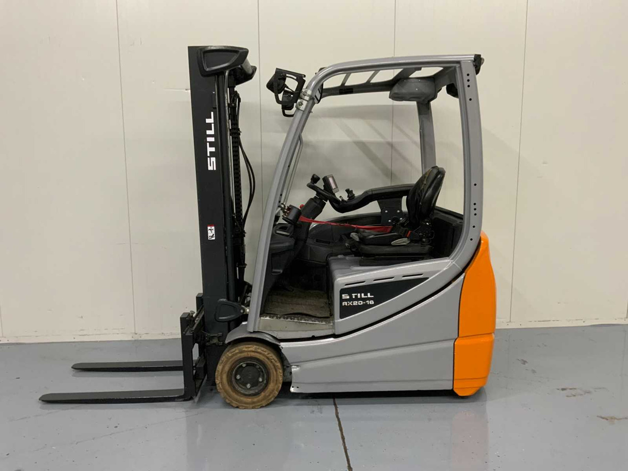 STILL RX 20-16 FORKLIFT, SIDE-SHIFT, BLUESPOT, 2019 FORKLIFT - Šakinis krautuvas: foto 2 STILL RX 20-16 FORKLIFT, SIDE-SHIFT, BLUESPOT, 2019 FORKLIFT - Šakinis krautuvas: foto 2