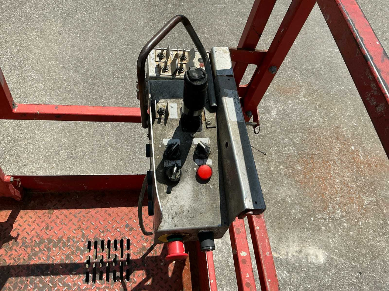 Kėlimo platforma Skyjack SJ8841 RT 4x4: foto 28