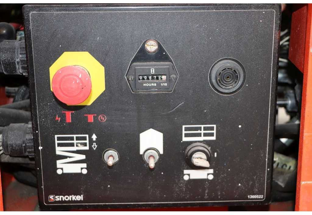 Snorkel SNORKEL - S2646E - AERIAL PLATFORM, 2015, WORKING HEIGHT 9920 - Kėlimo platforma: foto 4 Snorkel SNORKEL - S2646E - AERIAL PLATFORM, 2015, WORKING HEIGHT 9920 - Kėlimo platforma: foto 4