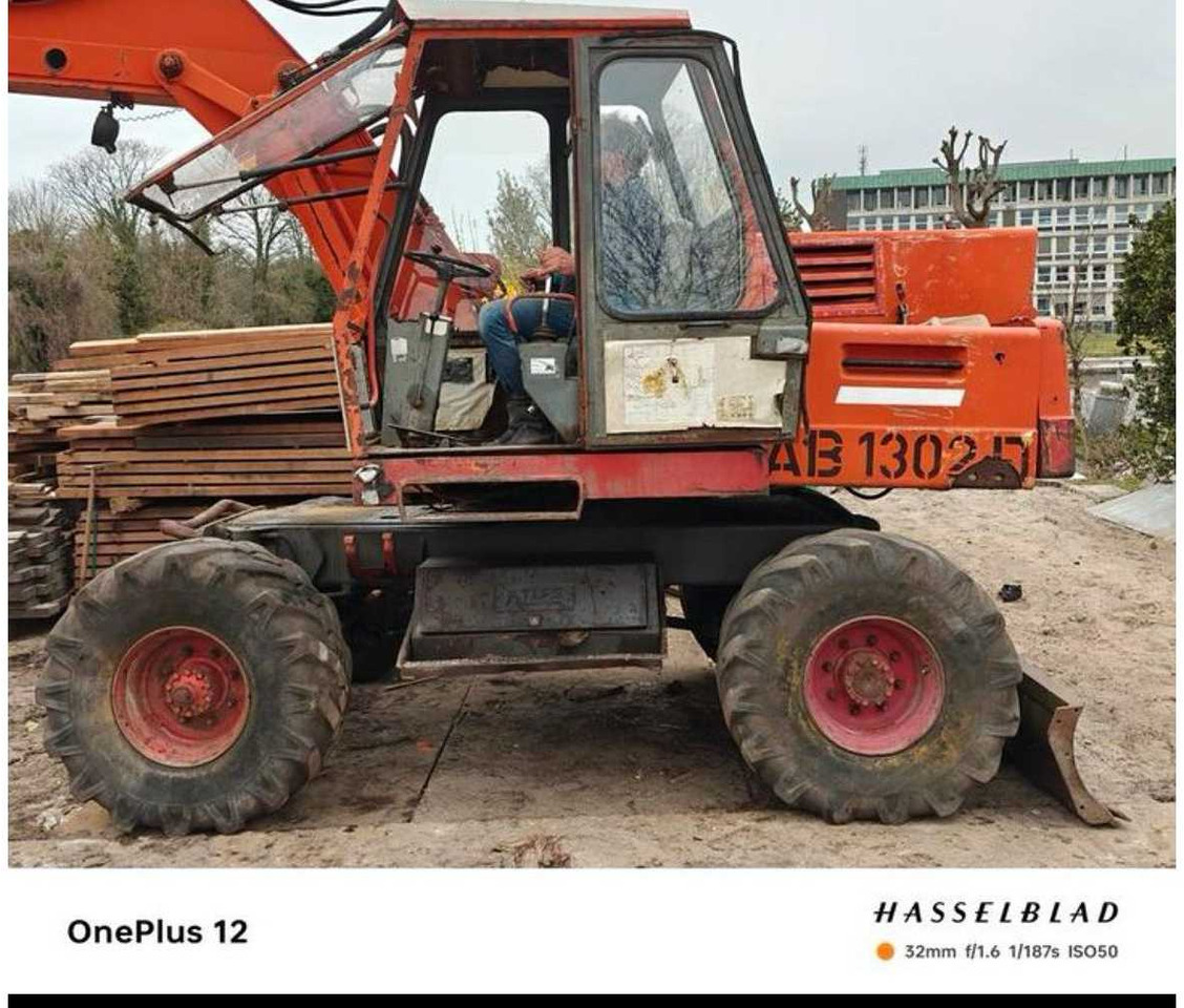 Atlas 1302E - Statybinė technika: foto 5 Atlas 1302E - Statybinė technika: foto 5