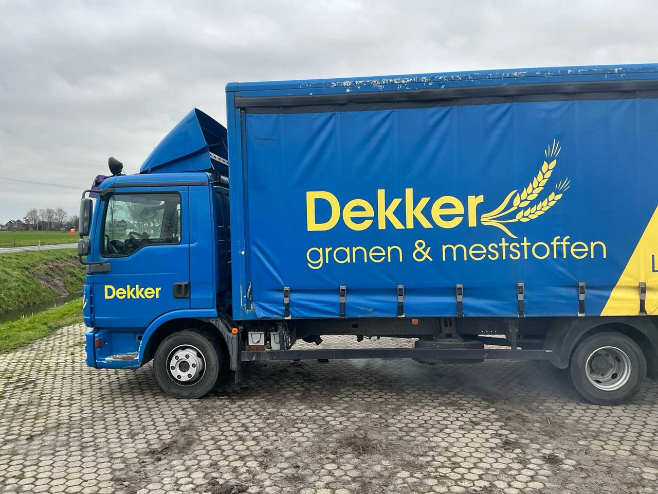 2010 MAN TGL 12.180 4X2 BL EEV TRUCK - Sunkvežimis: foto 2 2010 MAN TGL 12.180 4X2 BL EEV TRUCK - Sunkvežimis: foto 2