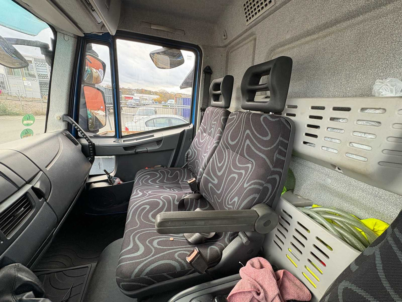 Sunkvežimis IVECO CARGO HOOKLIFT FROM 2015 – INCL. 3 CONTAINERS: foto 18