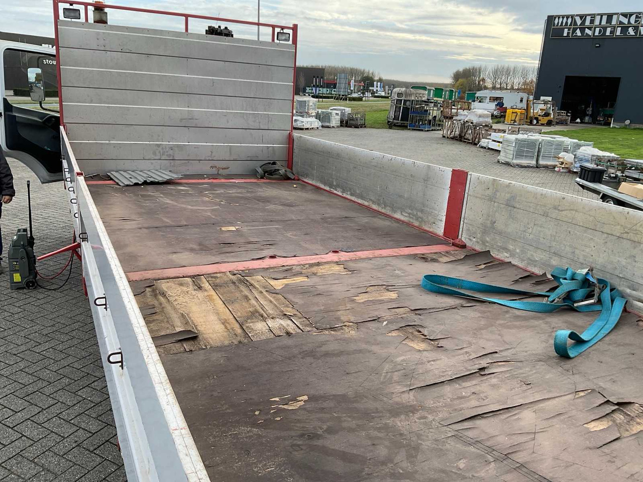 Sunkvežimis MERCEDES-BENZ TRUCK: foto 9